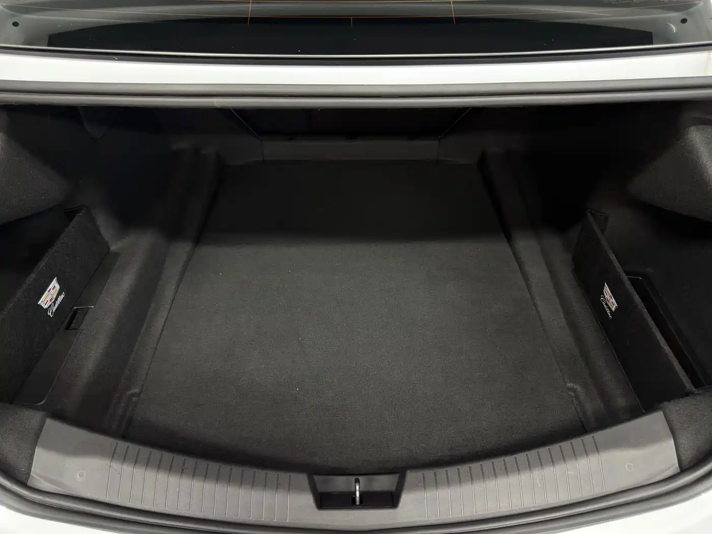 Фото 23 - Cadillac CT5