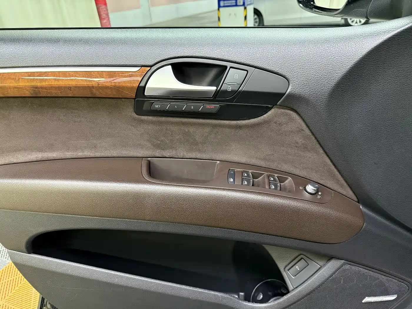 Audi Q7 2013 35 TFSI Exclusive фото 12