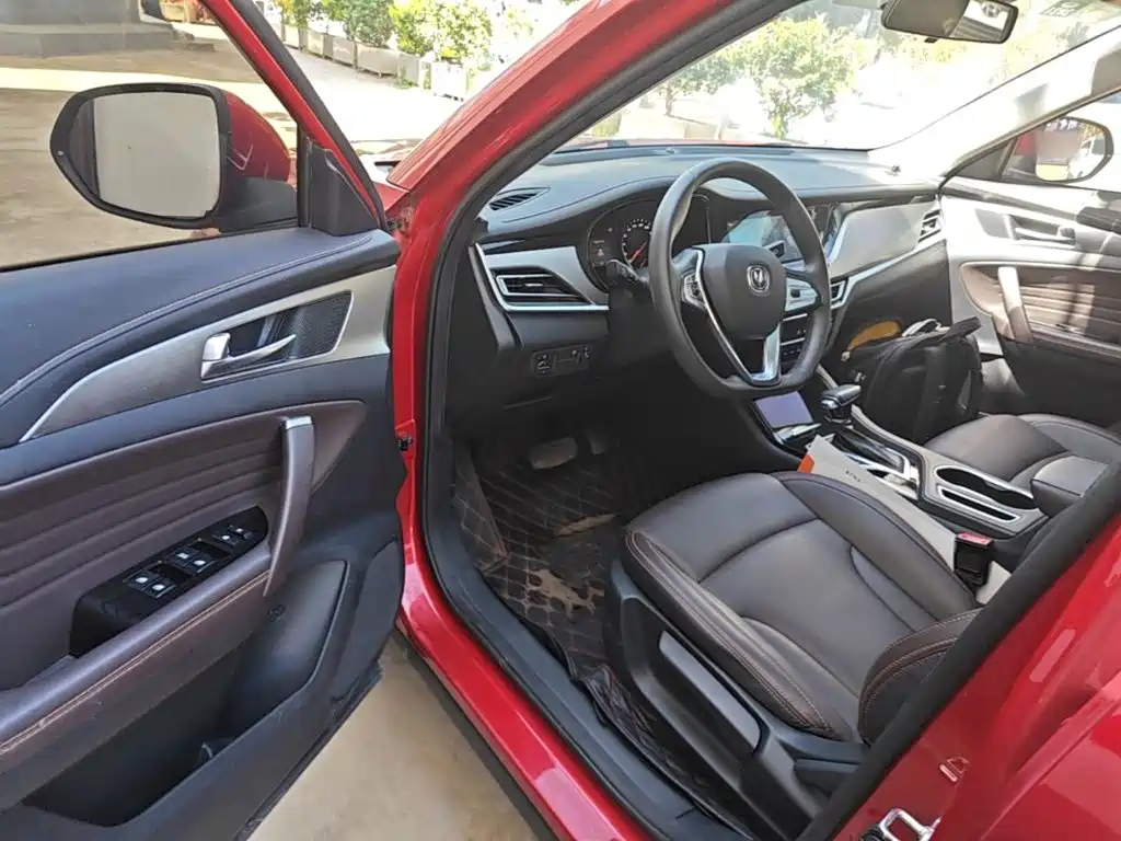Changan CS35 PLUS 2019 2018 1.6L Automatic Smooth Connect China V