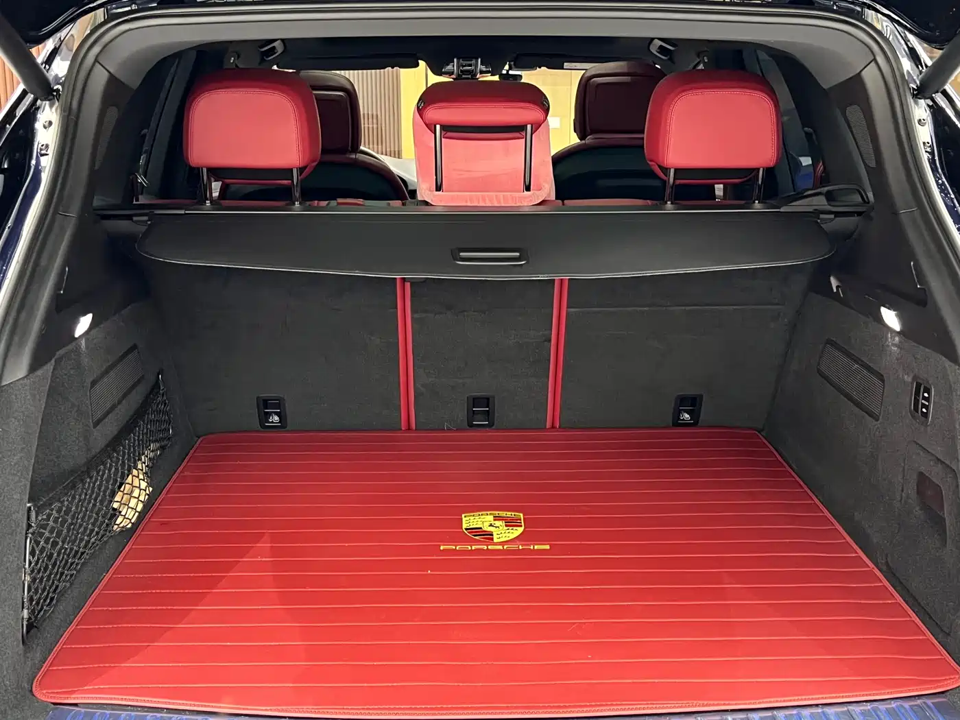 Porsche Cayenne New Energy 2023 Cayenne E-Hybrid 2.0T Platinum Edition фото 36