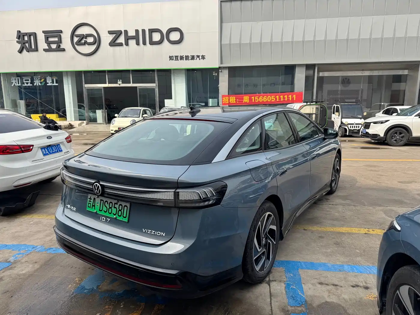 VOLKSWAGEN ID.7 VIZZION