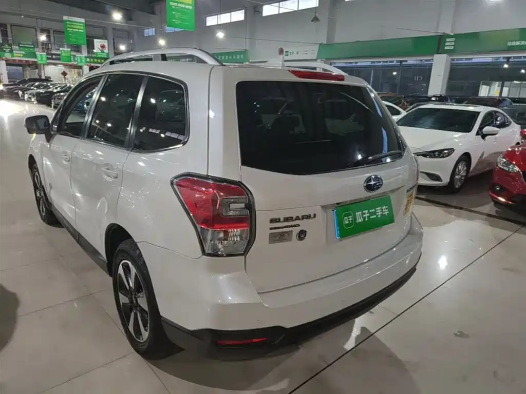 Subaru Forester 2017 2.5i Luxury Special Edition фото 5