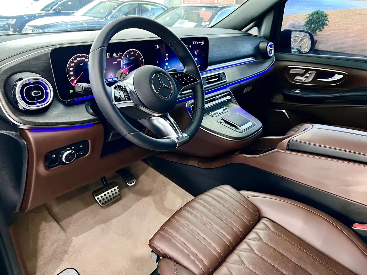 MERCEDES-BENZ V-CLASS