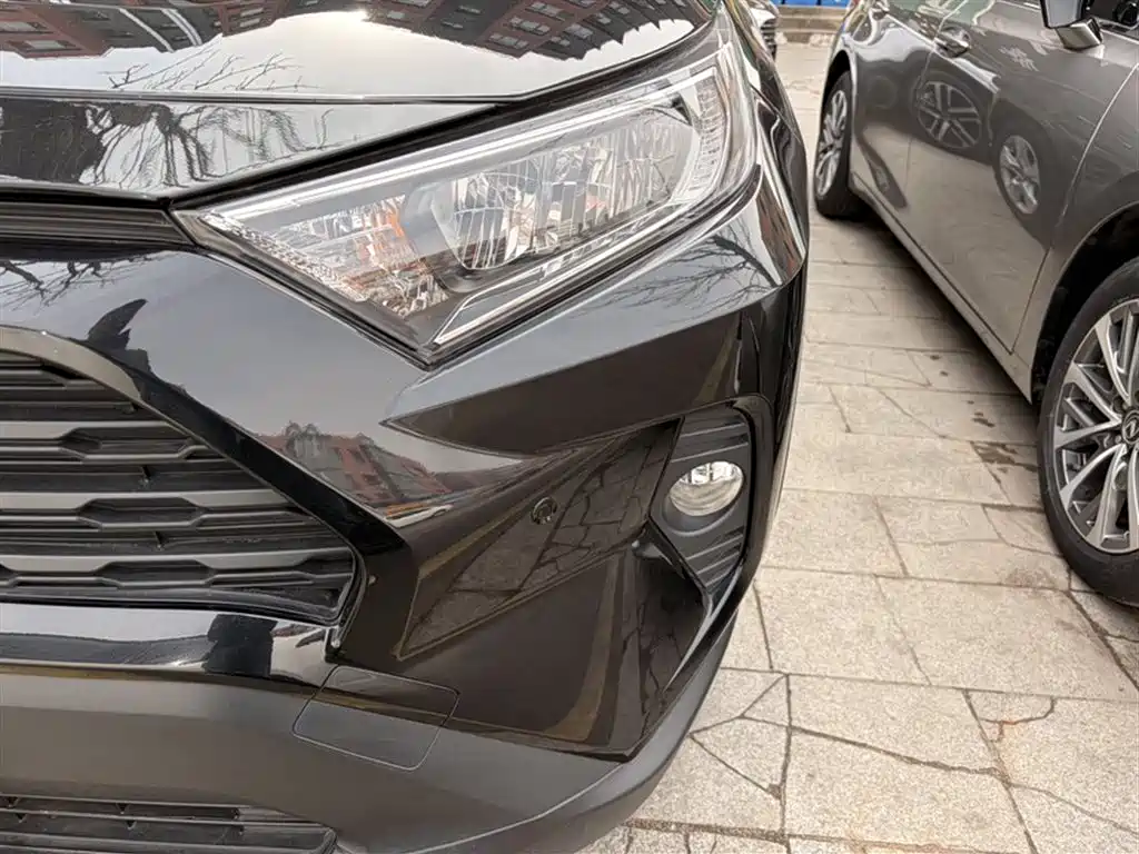 Toyota RAV4 Rongfang 2022 2.0L CVT 2WD Urban Edition фото 11