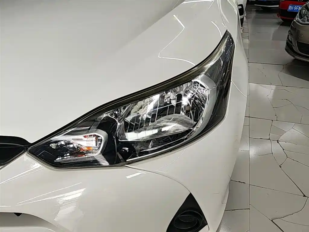 Toyota YARiS L Zhi Xiang 2017 1.5E CVT Charming Edition фото 24
