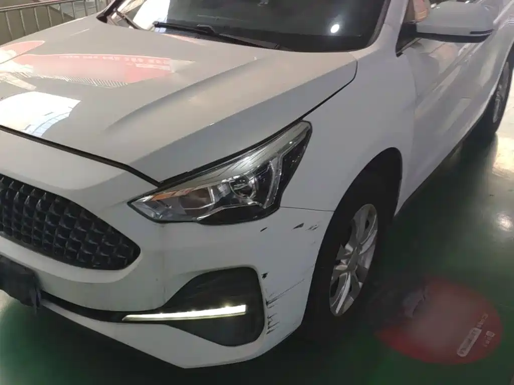 Фото 24 - Haval M6