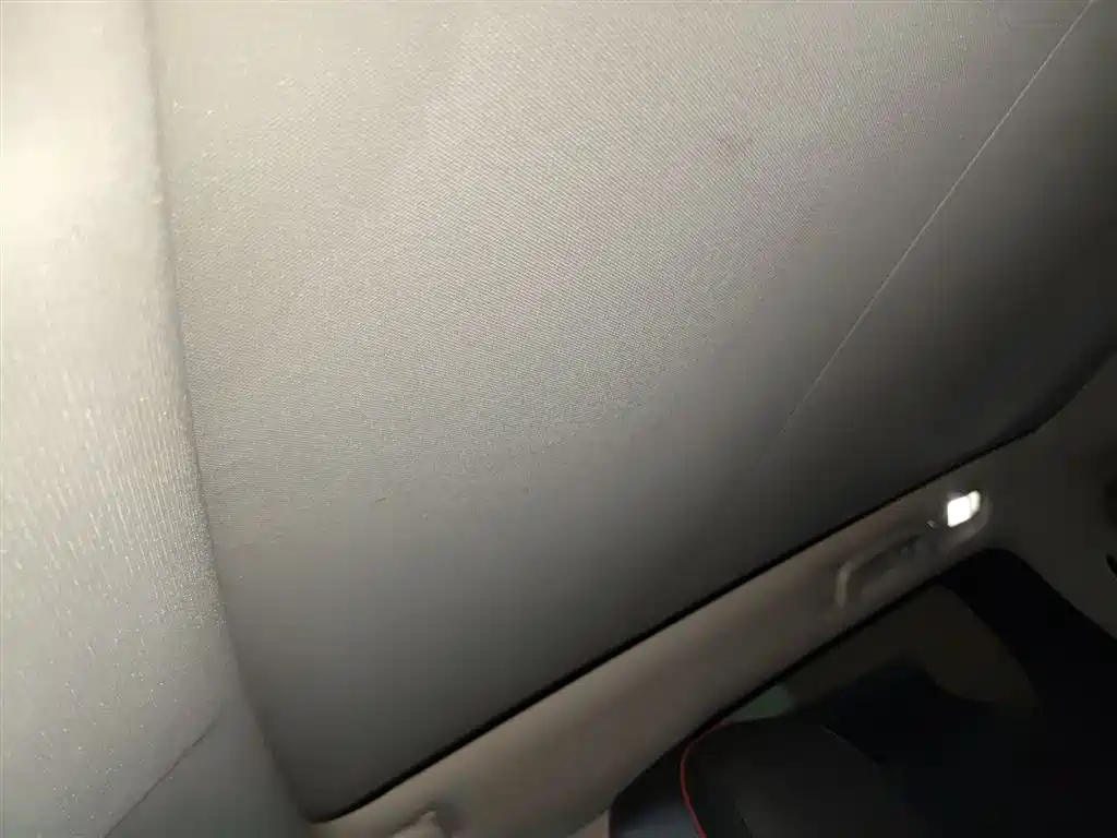 Land Rover Discovery Sport 2019 240PS SE Dynamic Edition China V фото 18
