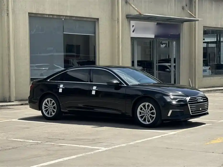 Audi A6L 2019 40 TFSI Luxury Elegance фото 5