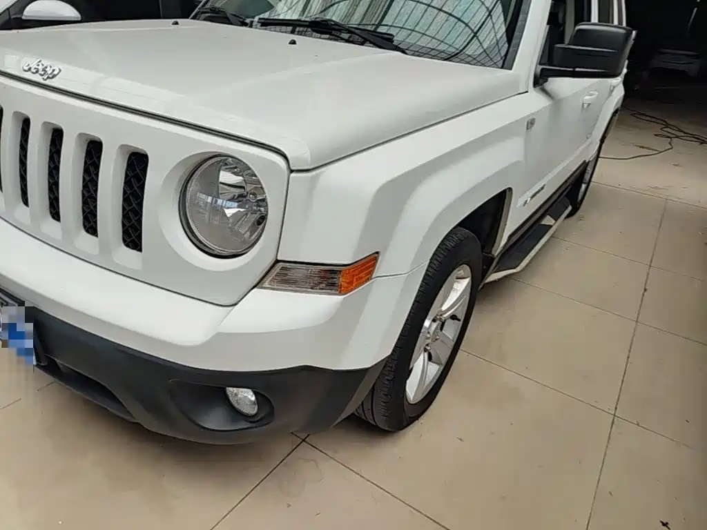 Jeep Patriot 2015 2014 2.0L Sport Enhanced Edition