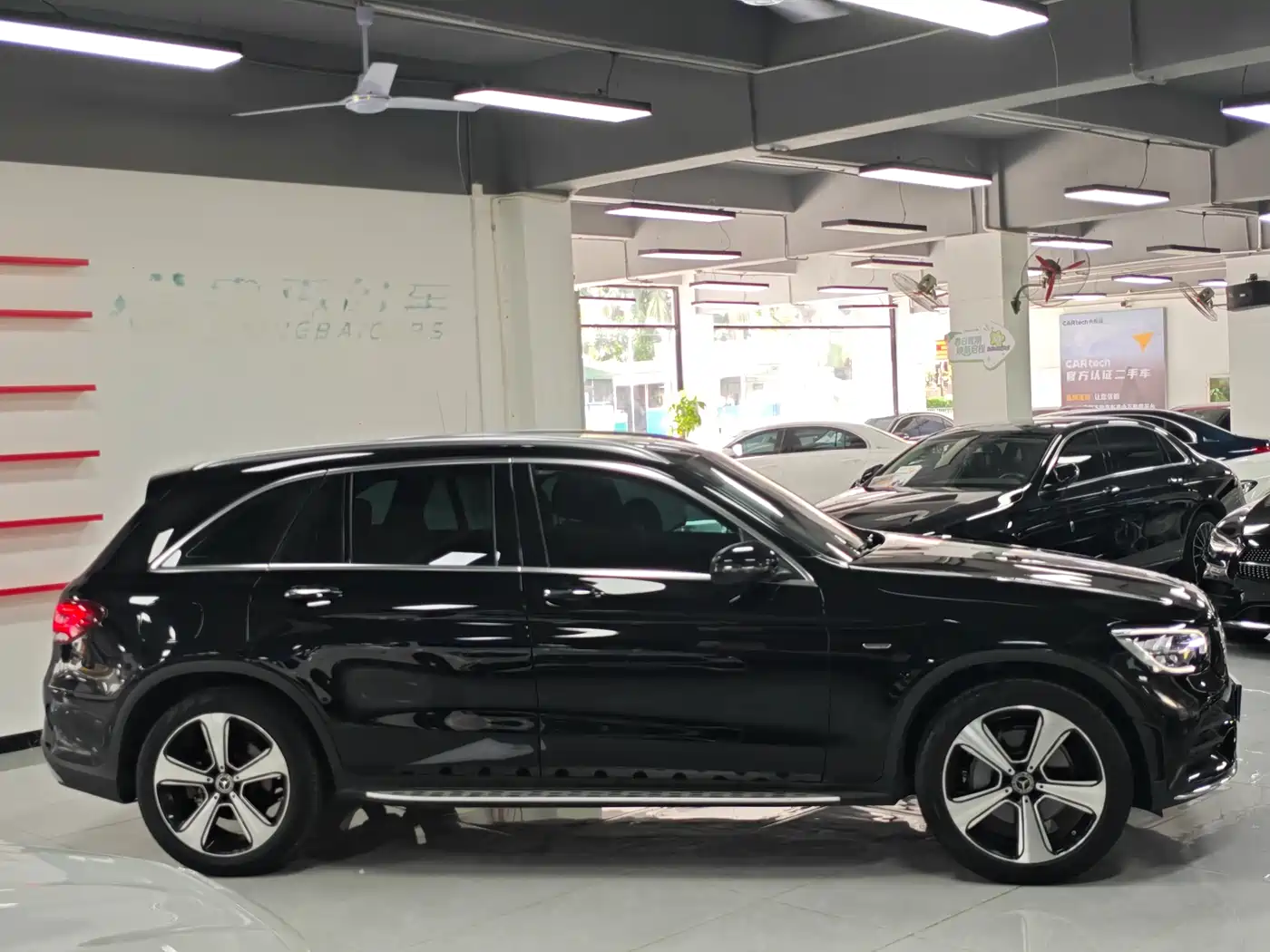 Mercedes-Benz GLC 2022 GLC 300 L 4MATIC Dynamic Collector's Edition фото 8