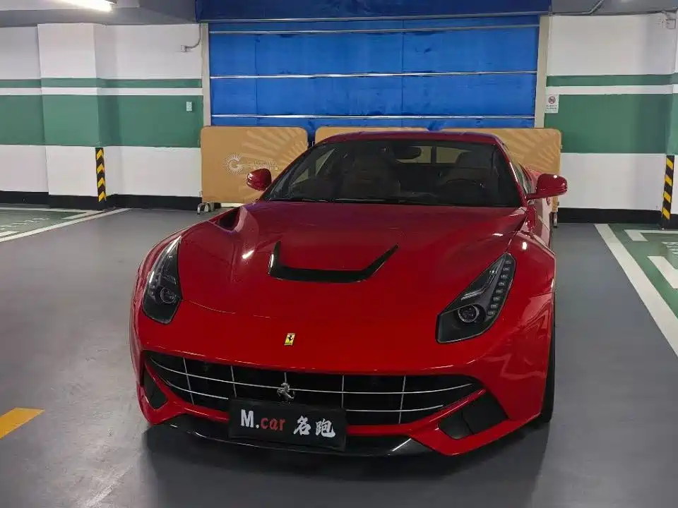 Ferrari F12berlinetta 2014 2013 6.3L Standard