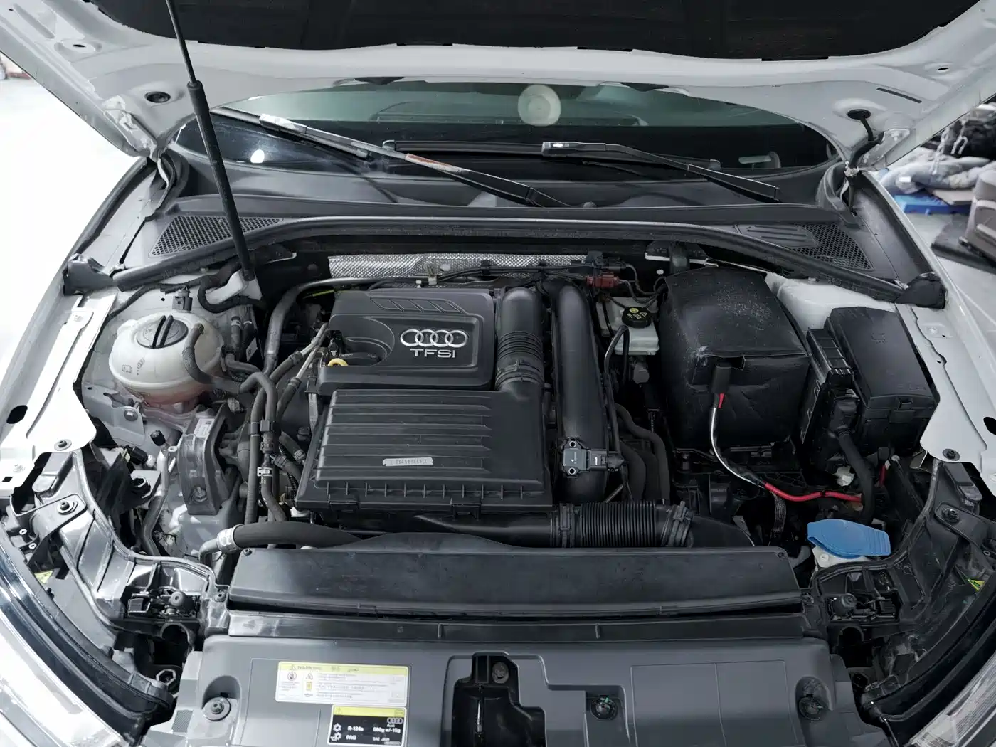 Audi A3 2016 Limousine 35 TFSI Leadership фото 21