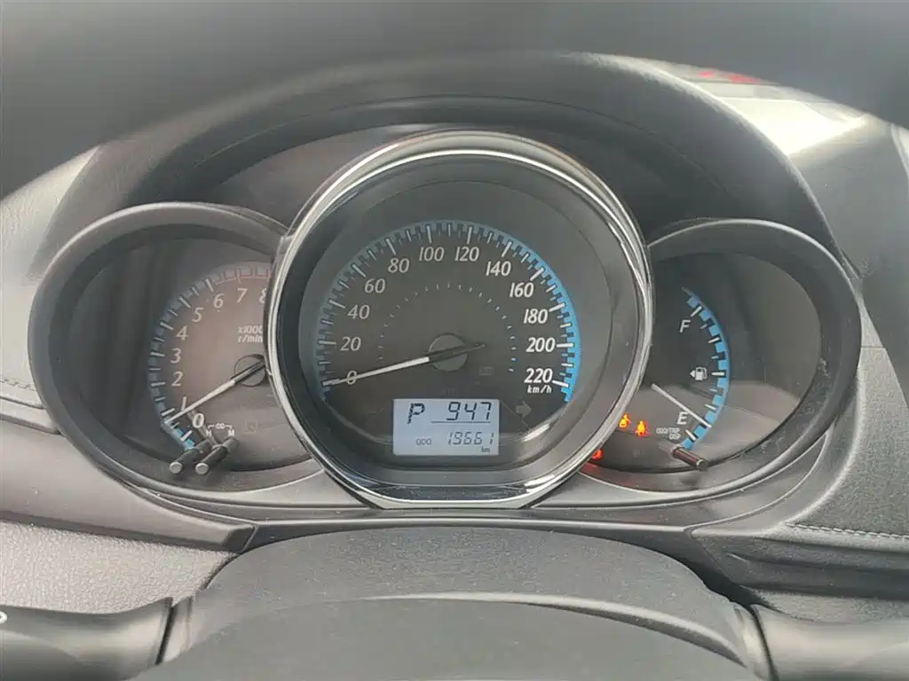 Toyota YARiS L Zhi Xuan 2019 1.5E CVT MeiDong Edition China VI фото 12
