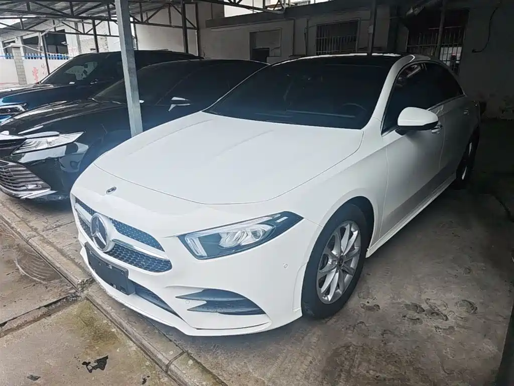 Mercedes-Benz A-Class 2022 Facelift A 200 L Sport Sedan Fashion Style фото 2
