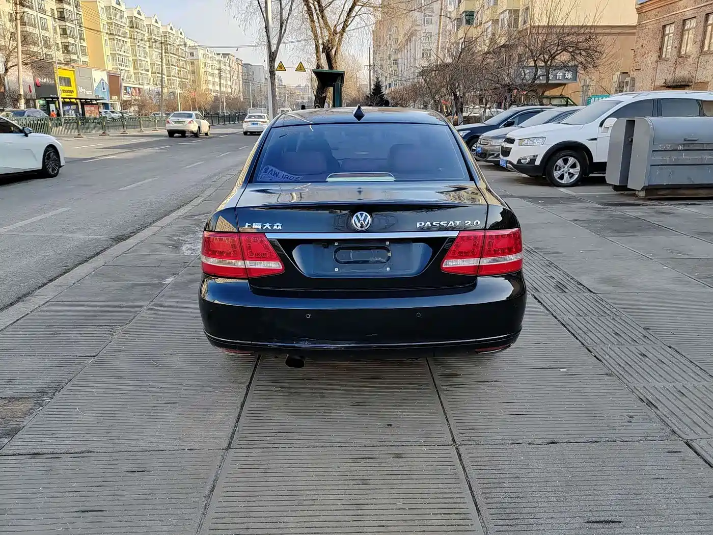 Volkswagen Passat Lingyu 2010 2009 2.0L MFI Automatic Premium
