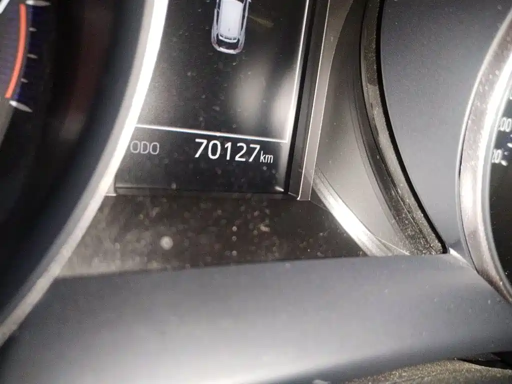 Toyota C-HR 2020 Model 2.0L Leading фото 5