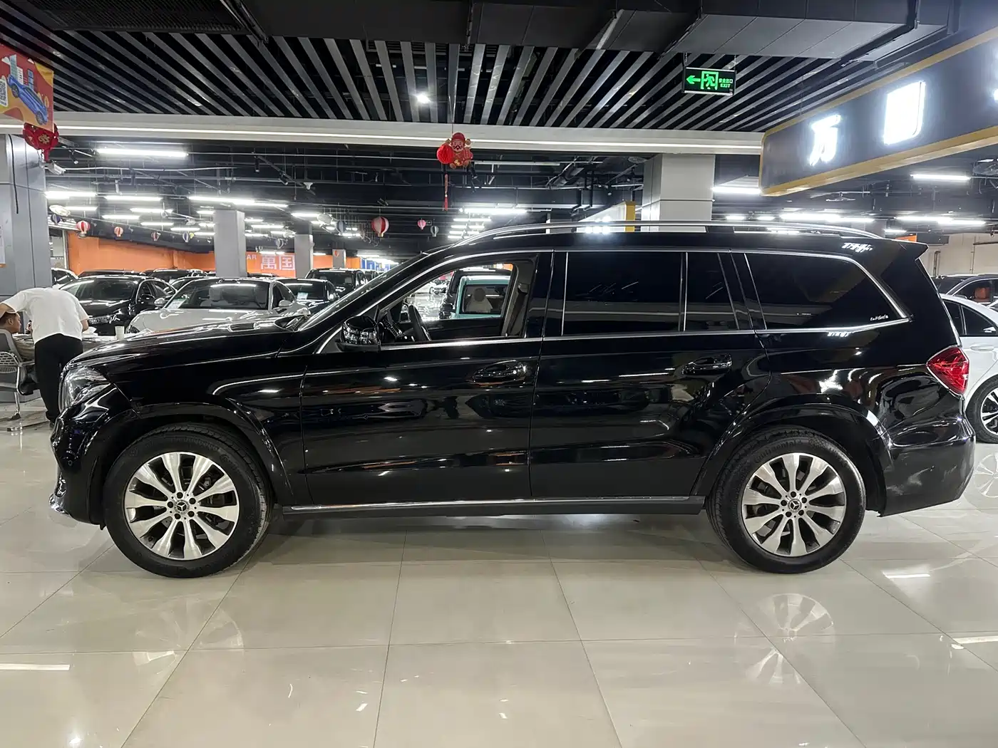 Mercedes-Benz GLS 2018 Facelift GLS 400 4MATIC Sport фото 3