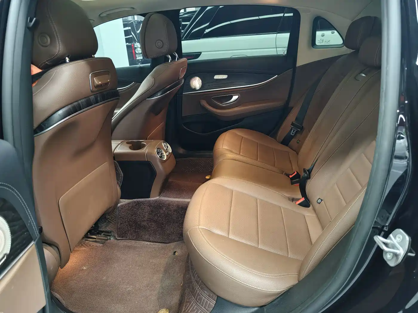 Mercedes-Benz E-Class 2020 Facelift E 300 L Sport Fashion фото 8