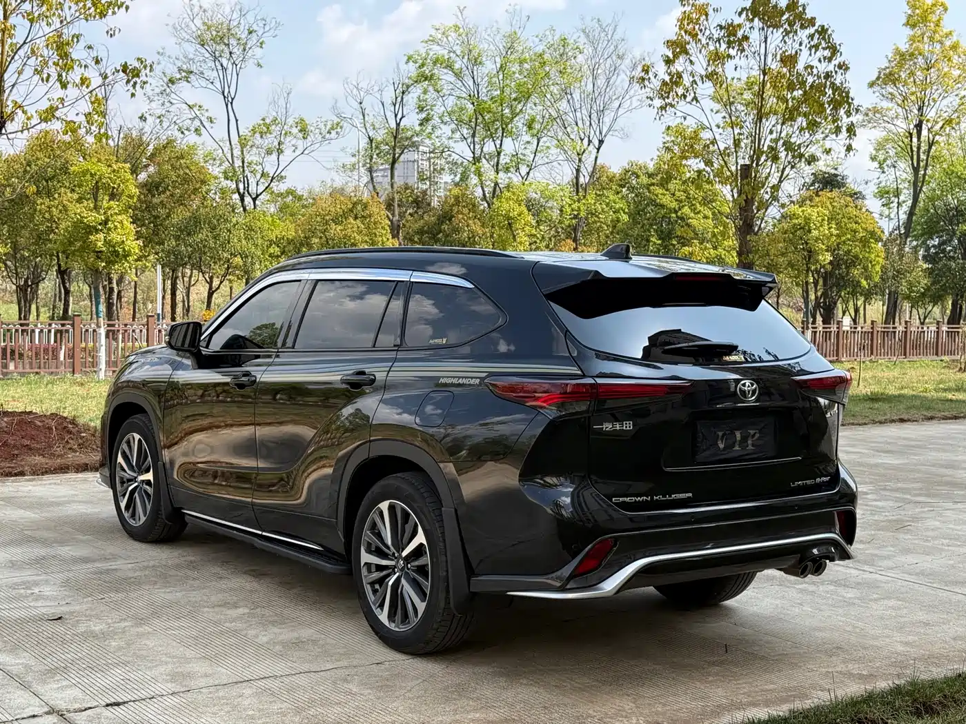 Toyota Crown Kluger 2026 2.5L HEV AWD Flagship Edition фото 9