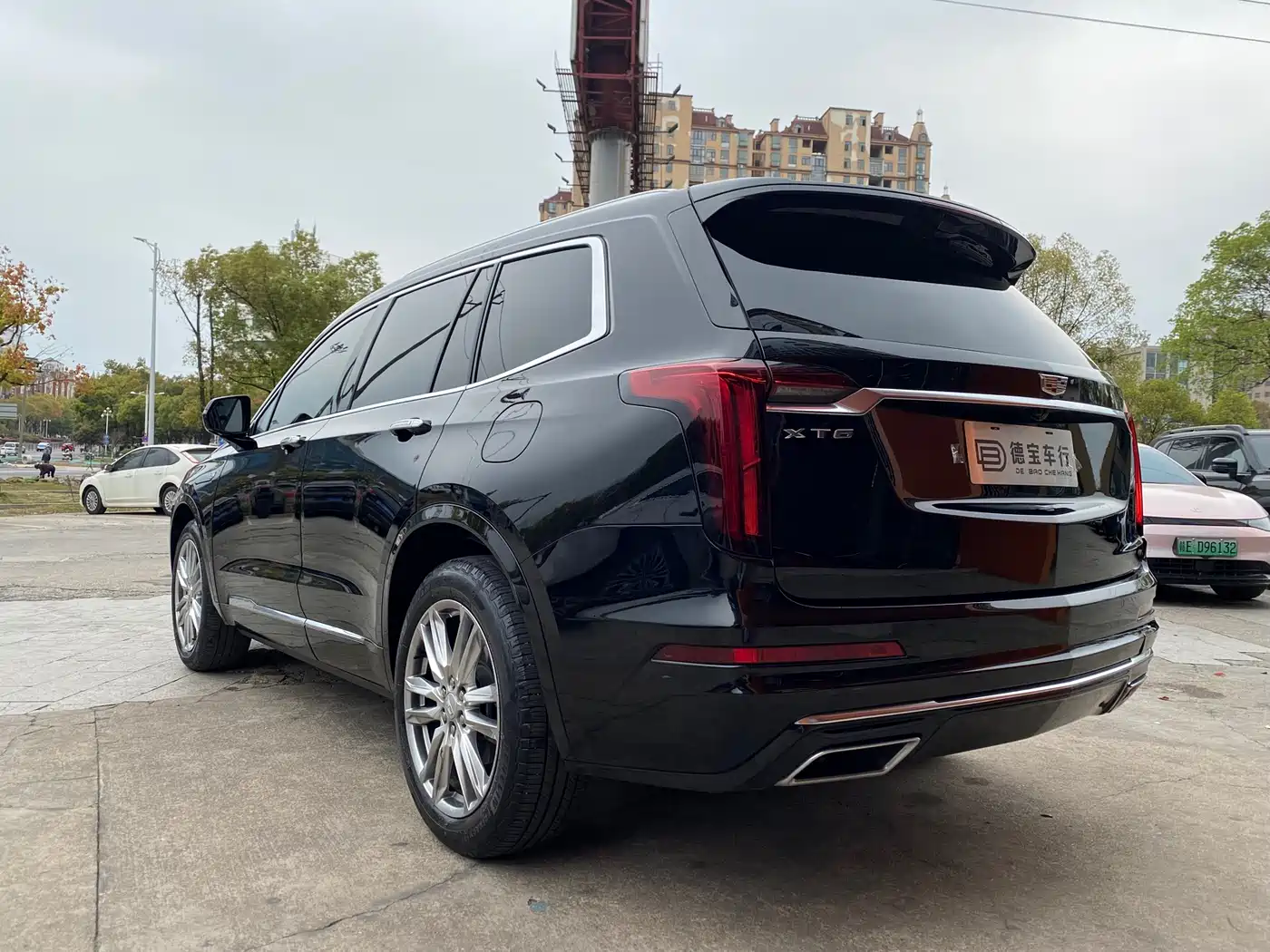 CADILLAC XT6