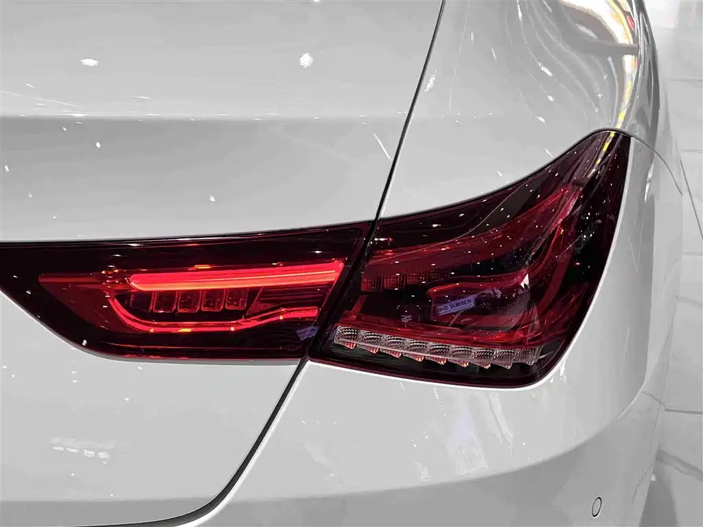 Mercedes-Benz CLA (Import) 2022 CLA 200 фото 21