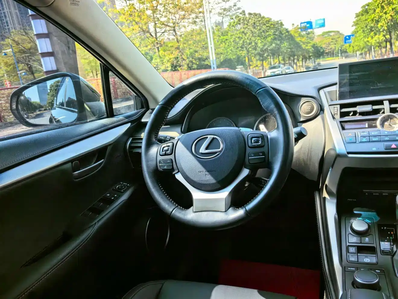 Lexus NX 2015 200t AWD F Sport фото 5