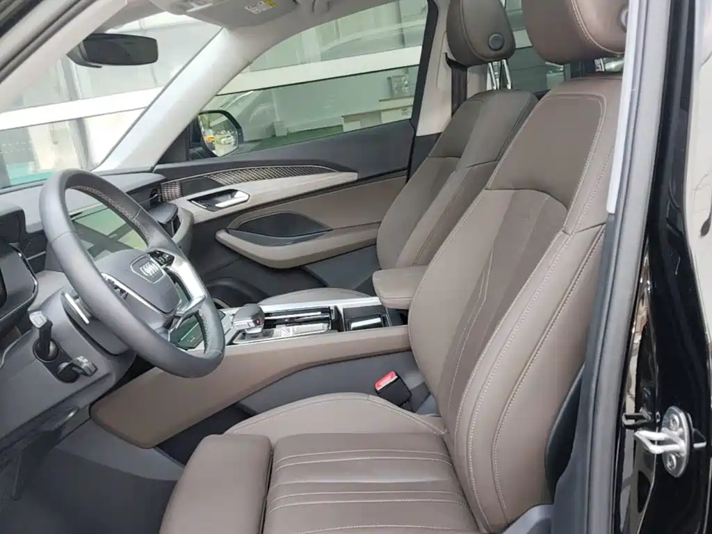 Audi Q6 2025 2023 45 TFSI quattro Uniform Cloud Yulin Package
