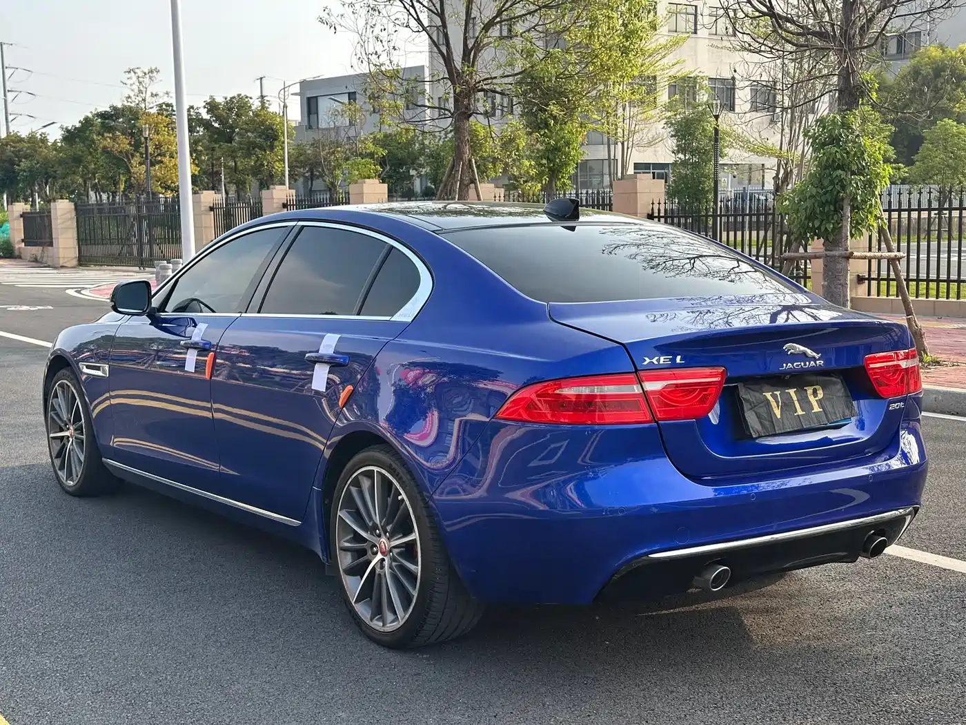 Фото 7 - Jaguar XEL