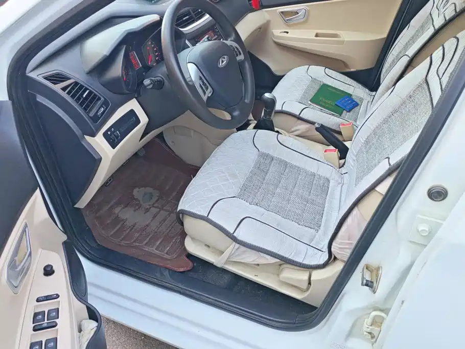 Chery Fengyun 2 2016 2016 1.5L Manual Premium Edition