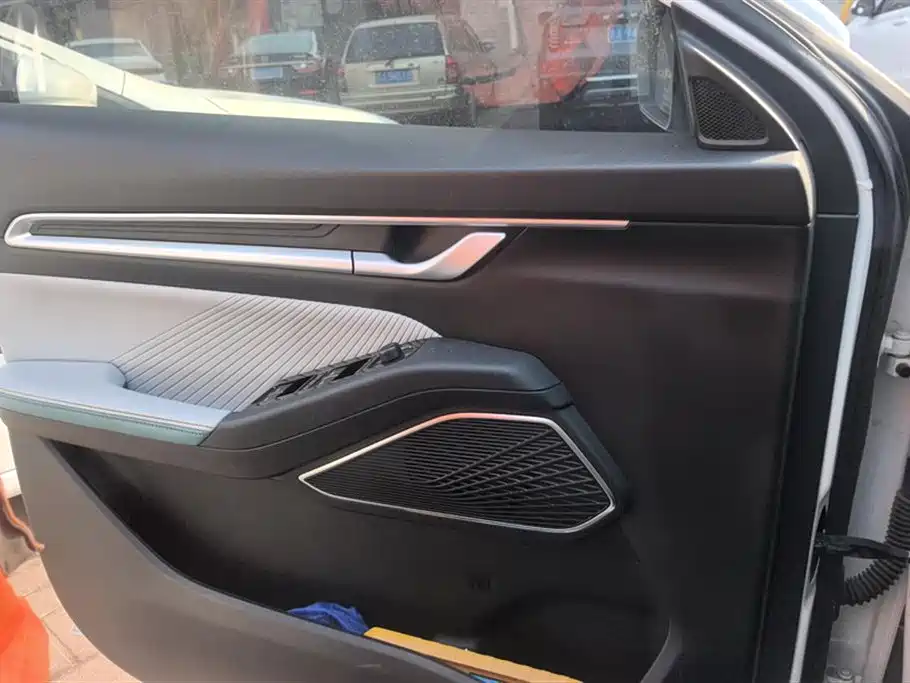 GEELY AUTOMOBILE EMGRAND