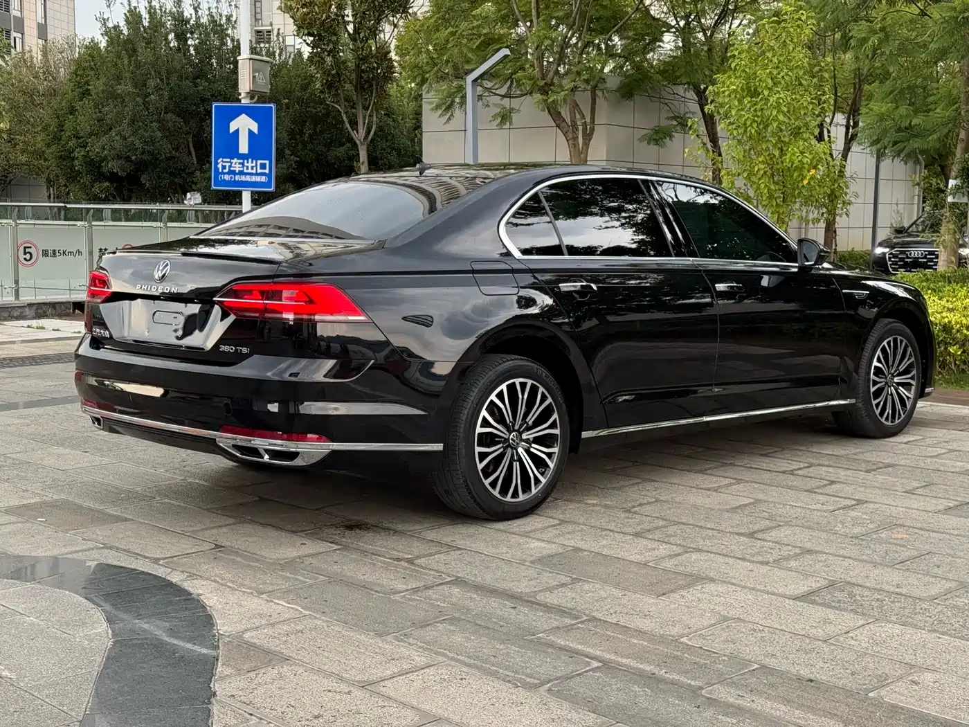 Volkswagen Phideon 2021 2021 380TSI Luxury Edition