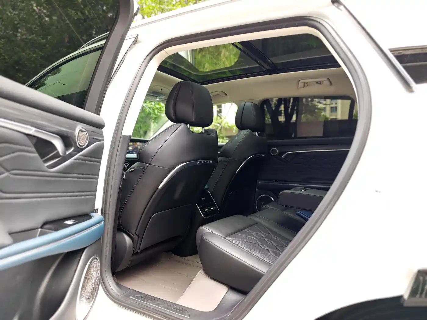 Voyah Auto VOYAH FREE 2024 Ultra Long Range Intelligent Driving Edition фото 8