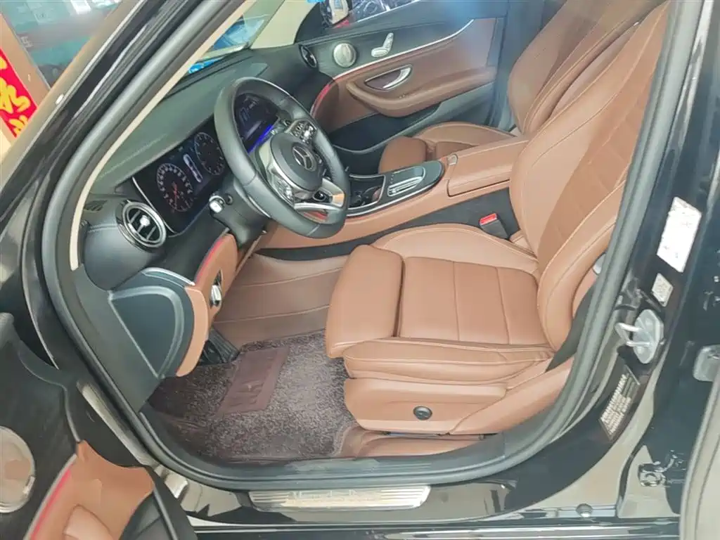 Mercedes-Benz E-Class 2019 E 260 L Sport фото 15