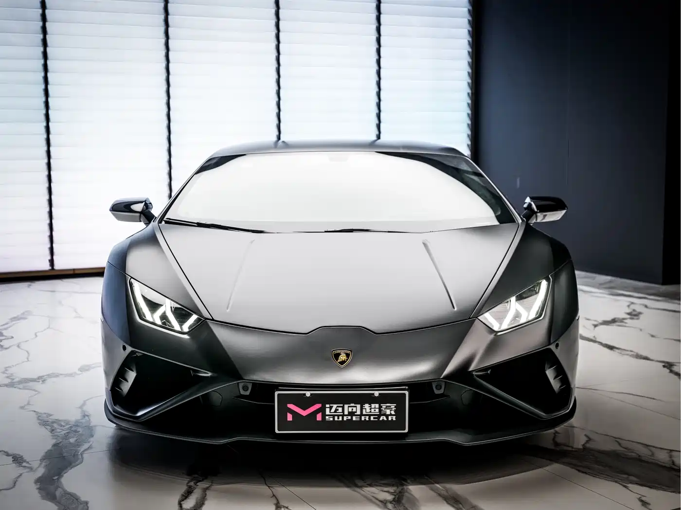 Lamborghini Huracán 2020 Huracán EVO RWD фото 2