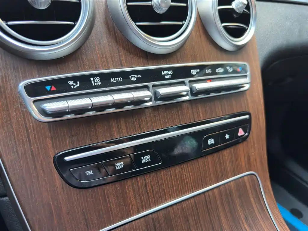 Mercedes-Benz GLC 2021 GLC 300 L 4MATIC Sporty фото 28