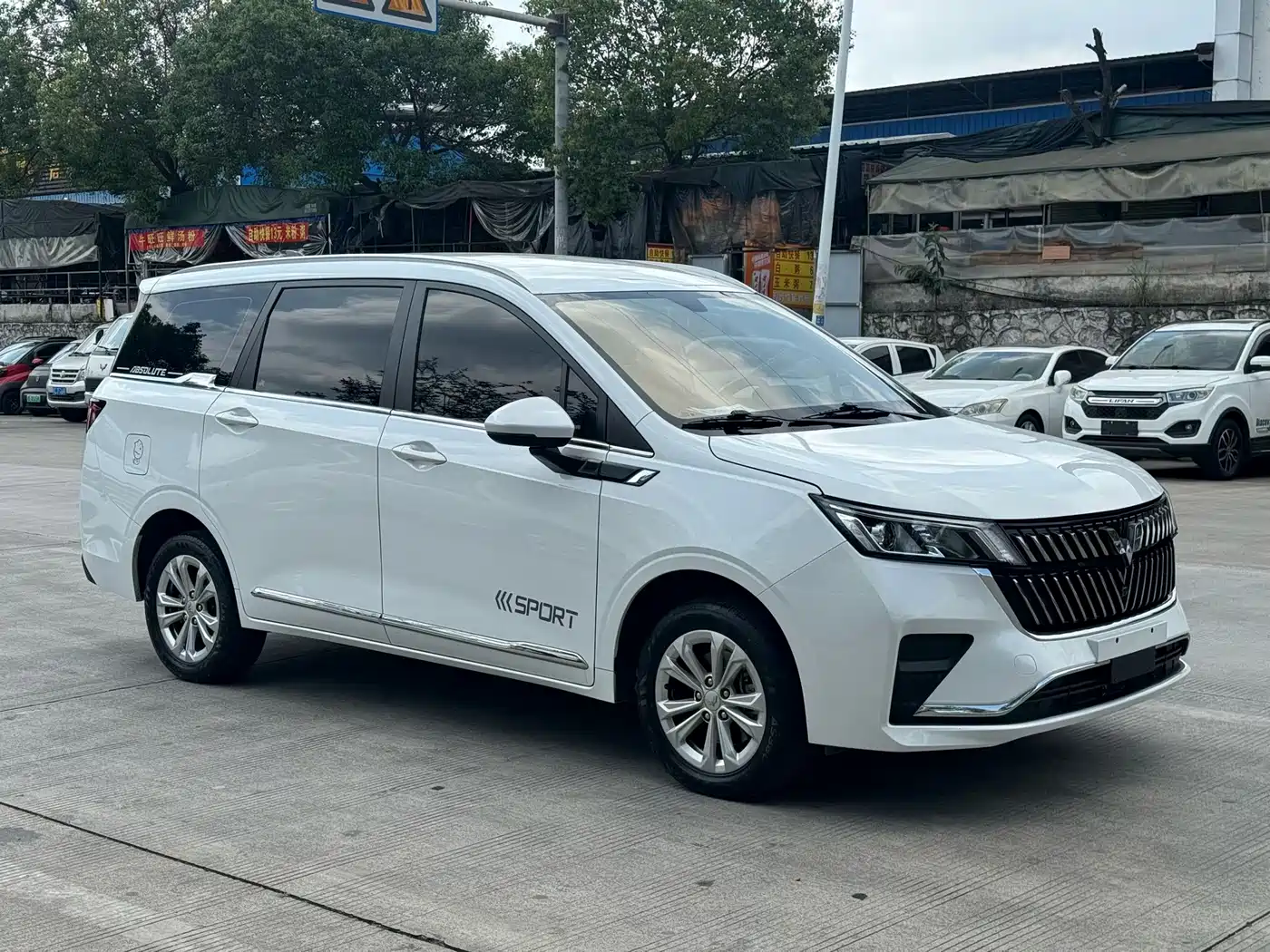 WULING AUTOMOBILE WULING JIACHEN