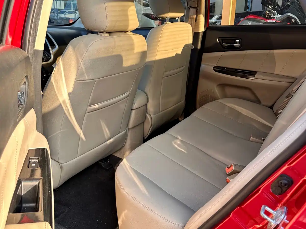 Changan Eado 2014 2012 Model 1.6L Automatic Luxury (China IV)