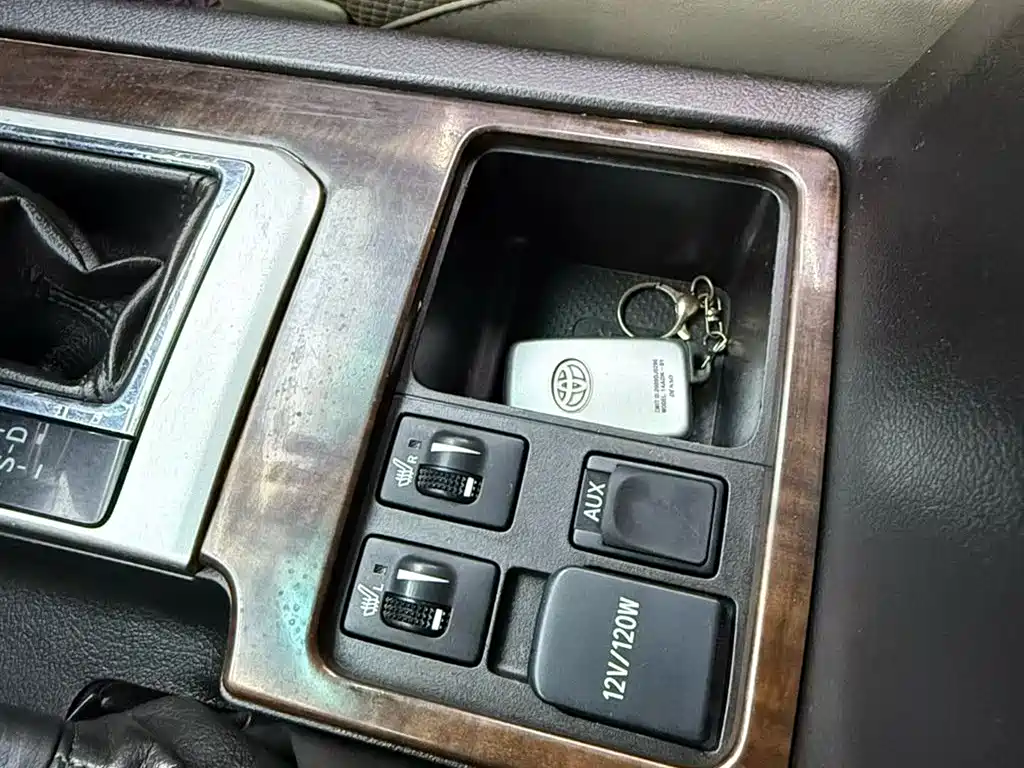 Toyota Prado 2010 4.0L Automatic VX NAVI фото 9