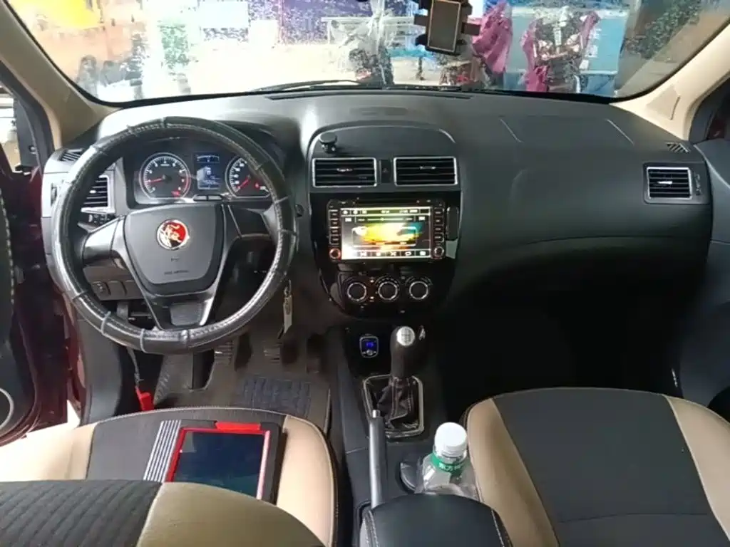Dongfeng Fengxing Joyear X3 2015 2015 1.5L Comfort Model