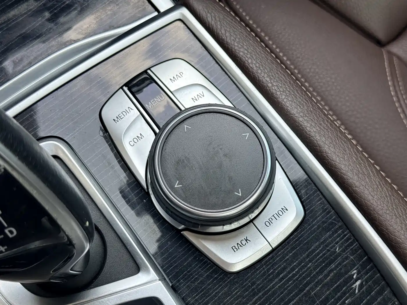 BMW 7 Series 2018 730Li Leading Type M Sport Package фото 23