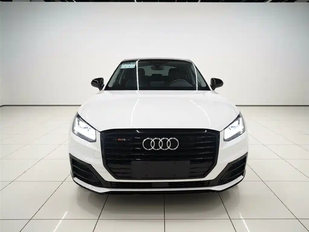 Audi Q2L 2018 35 TFSI Launch Exclusive Edition China VI фото 3