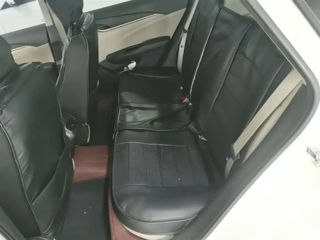 Buick Excelle 2016 15N Automatic Elite фото 24