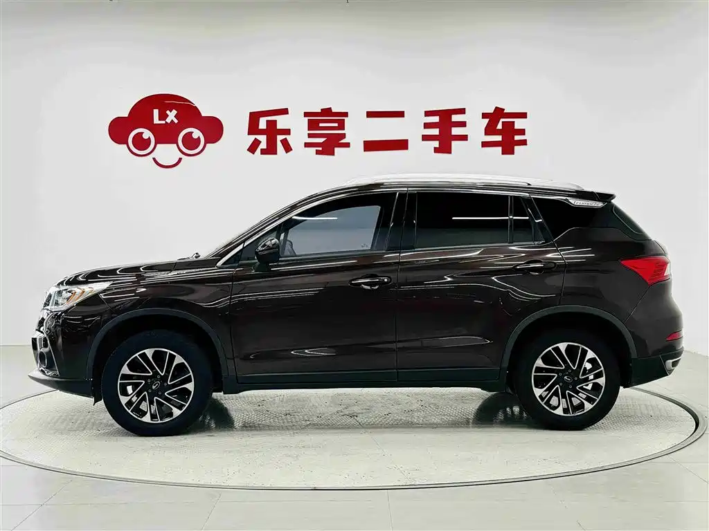 GAC Trumpchi Trumpchi GS4 2015 200T Manual Luxury Edition фото 2