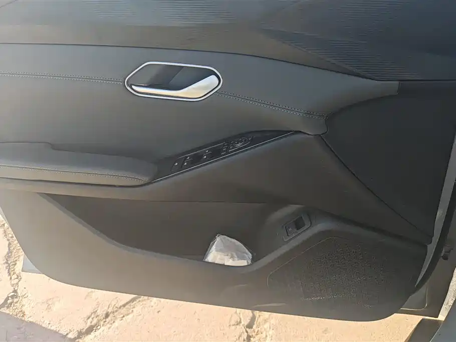 BYD Qin L 2025 EV 470KM Leading Edition фото 7