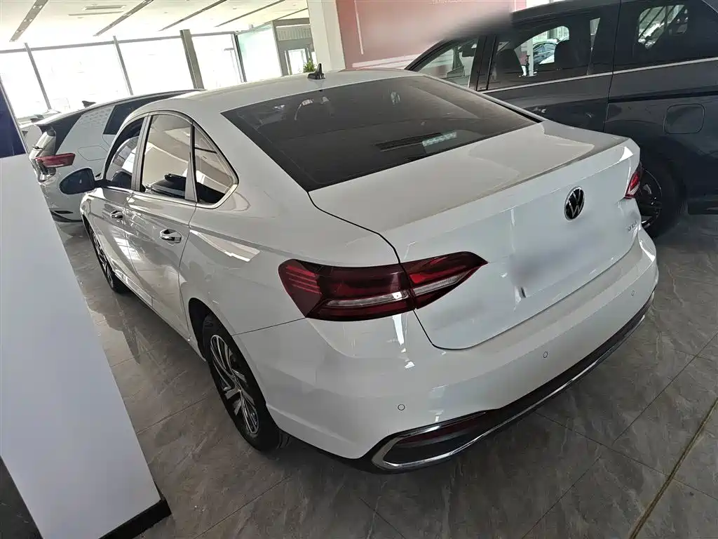 Volkswagen Lavida 2023 280TSI DSG Comfort Edition фото 12