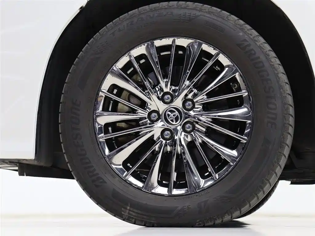 Toyota Alphard 2021 Hybrid 2.5L Premium фото 32