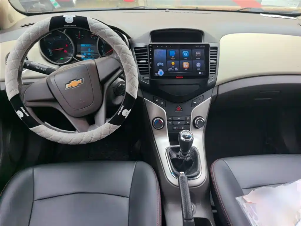 Chevrolet Cruze 2015 1.5L Classic SL MT фото 10