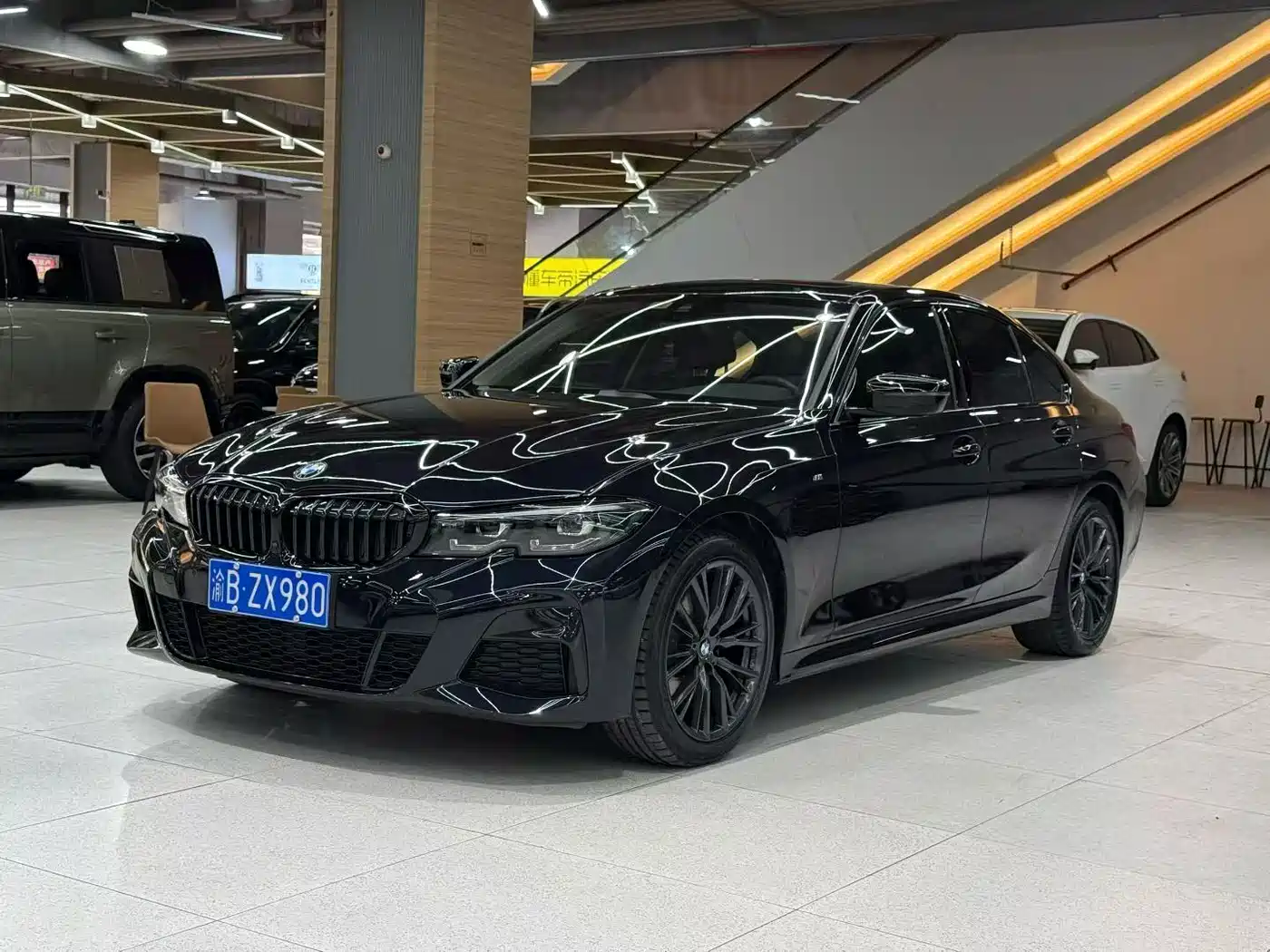 BMW 3 Series 2022 325i M Sport Shadow Edition
