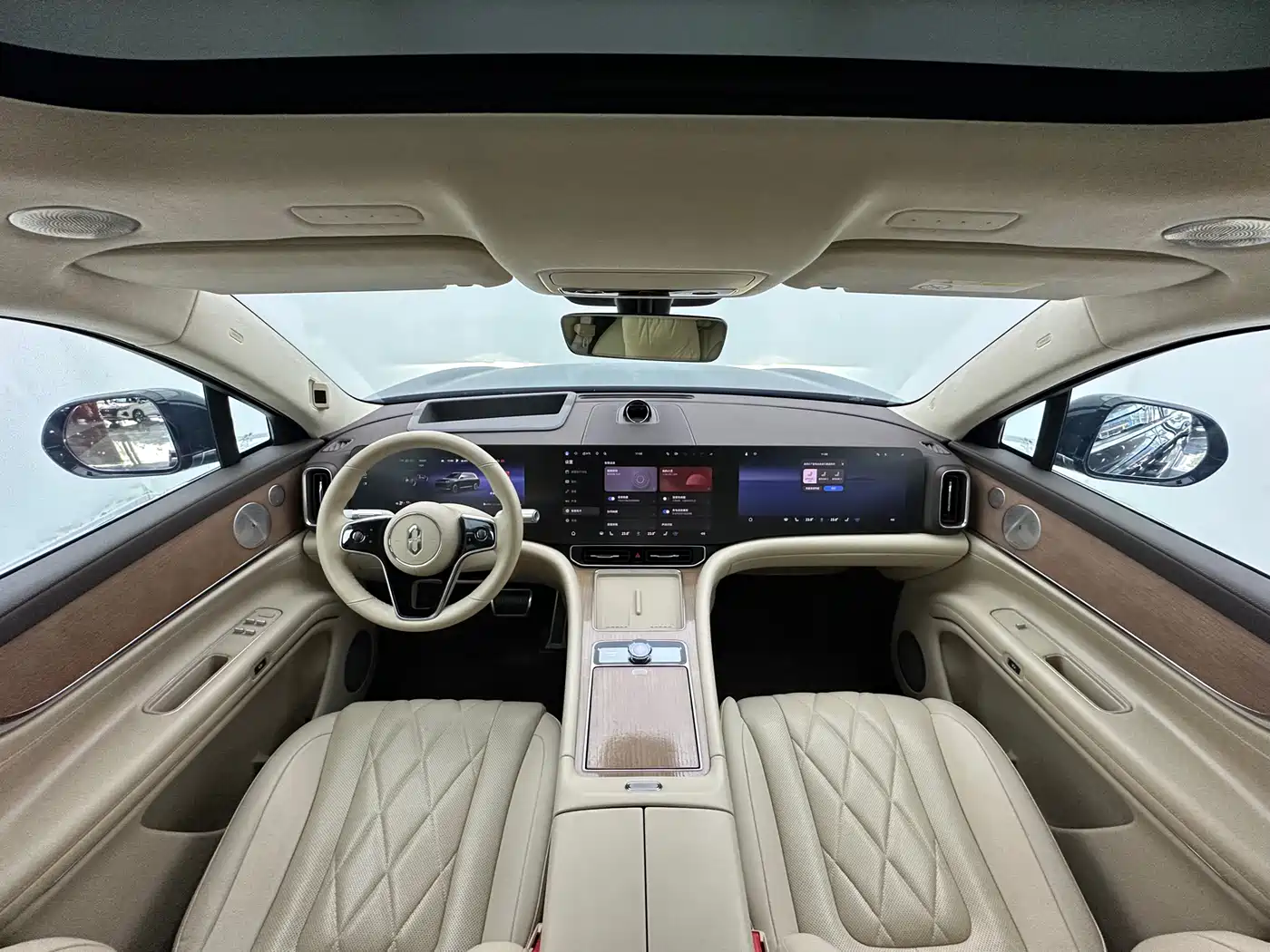 AITO Wenjie AITO M9 2024 Range Extender Ultra 52kWh 6-seater фото 5