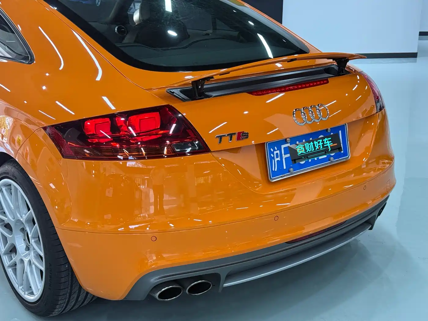 Audi TTS 2011 Model TTS Coupe 2.0TFSI quattro фото 9
